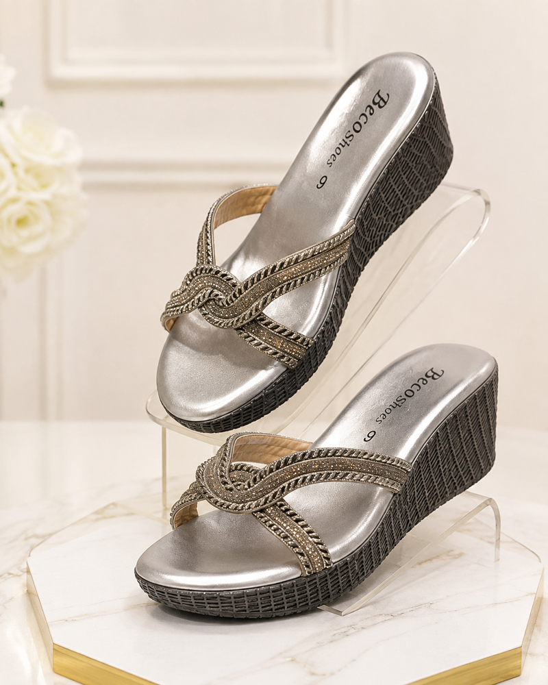 Picture of LADIES SANDLE METAL HEEL #01165021