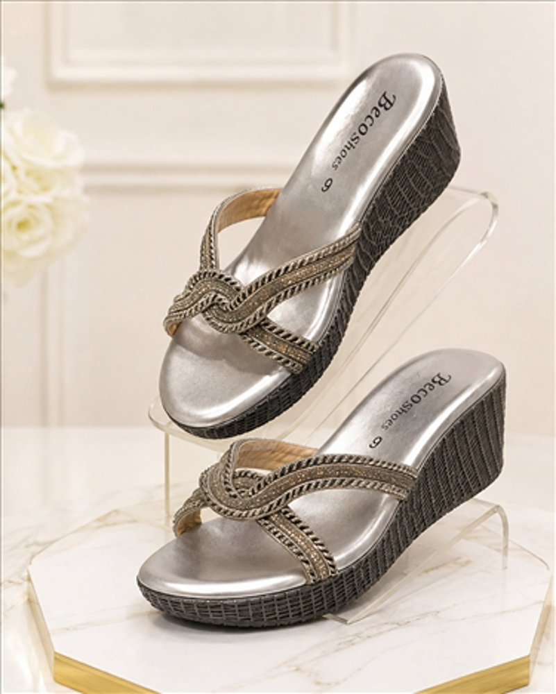 Picture of LADIES SANDLE METAL HEEL #01165021