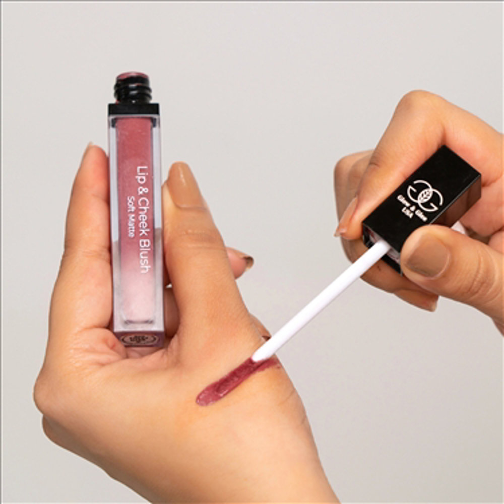 Picture of Lip & Cheek Blush Soft Matte 316 Full Kiss 8ml